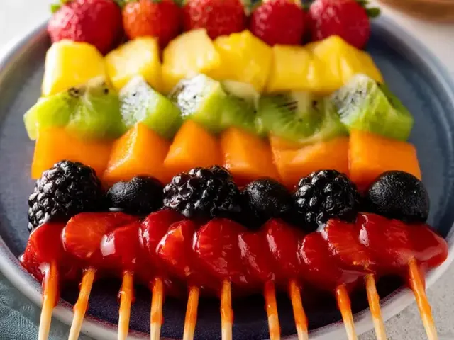 Kids' Summer Fruit Kabobs: Easy, No-Cook Snack Idea