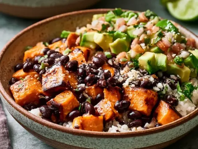 Sweet Potato Black Bean Bowls – Easy Weeknight Dinner